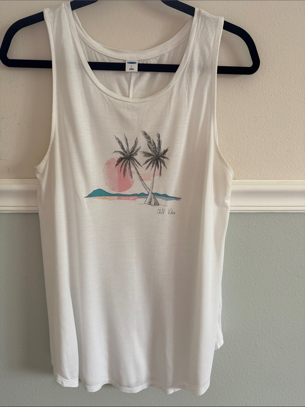 Old Navy White Tank Top with Tropical Palm Print